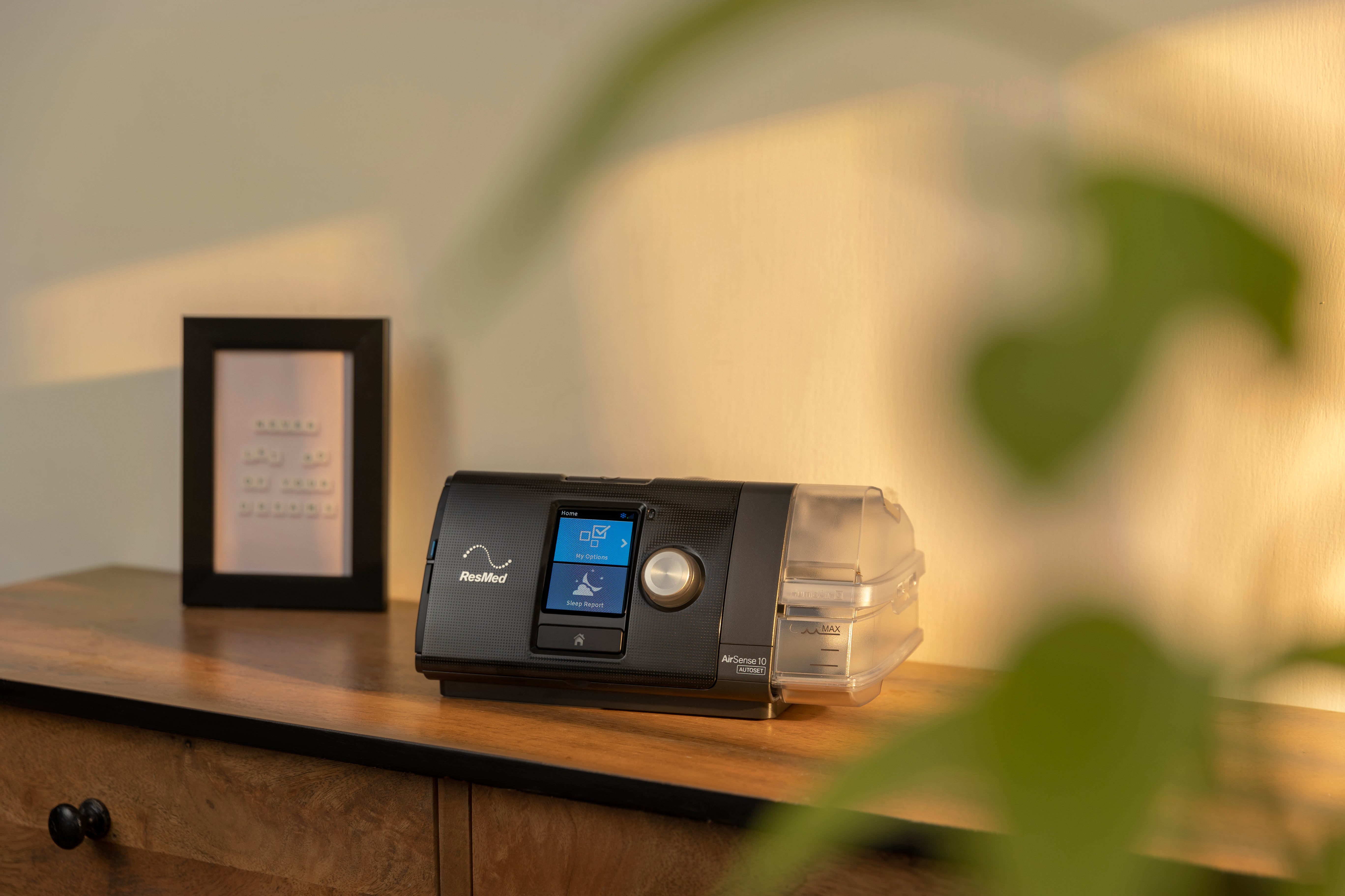 AirSense™  10 Autoset Tripack 4G CPAP Device (with humidifier and climateline tube)